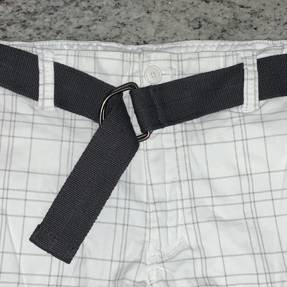 Shorts - Picture 4 of 4